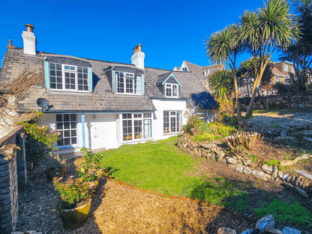 A spacious Coastal home with HUGE POTENTIAL! 