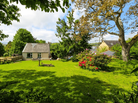 2 bedroom detached bungalow with Barn in Westacott Barnstaple